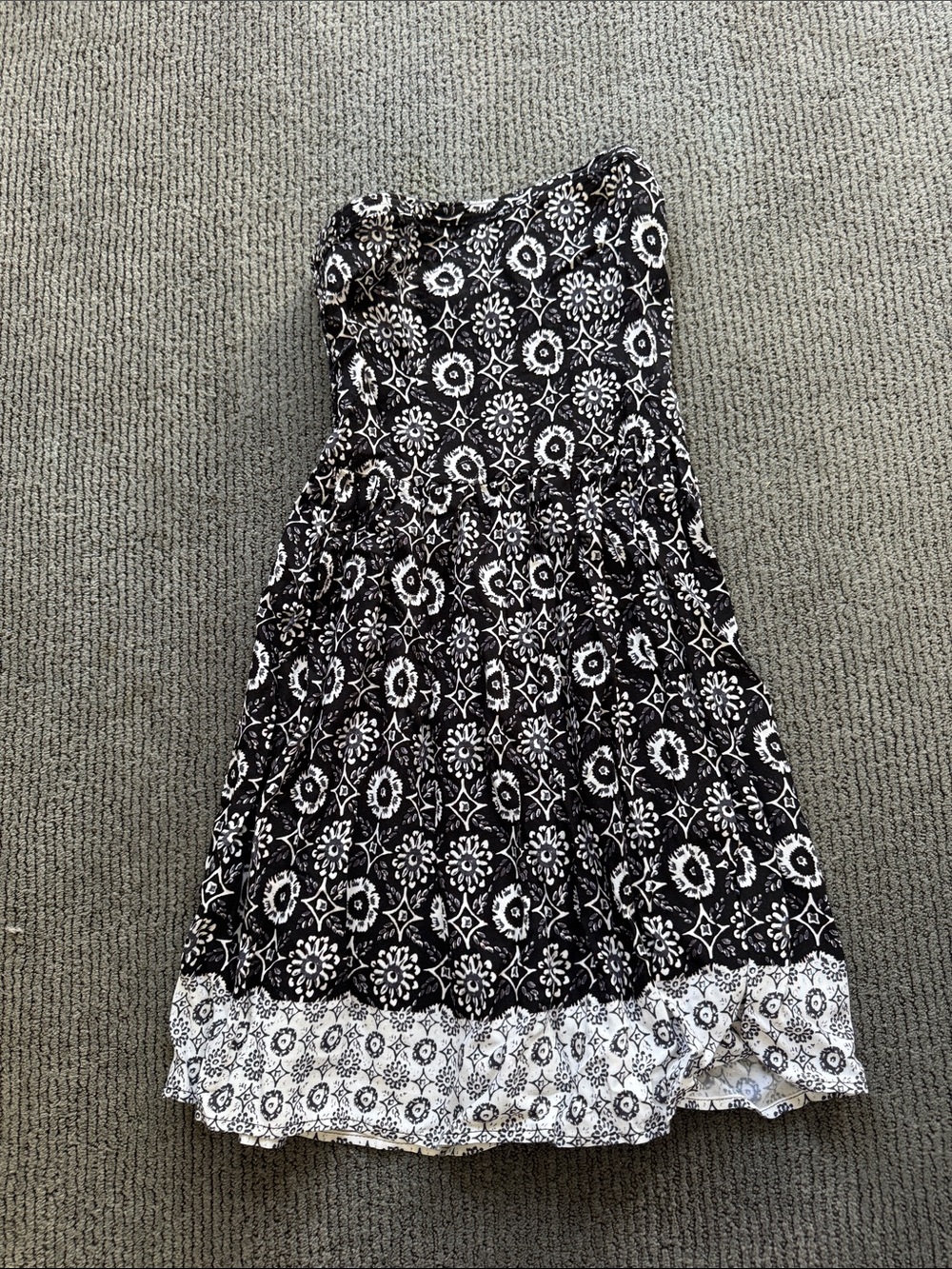 Abercrombie & Fitch Black and White Printed Girls' Strapless Dress